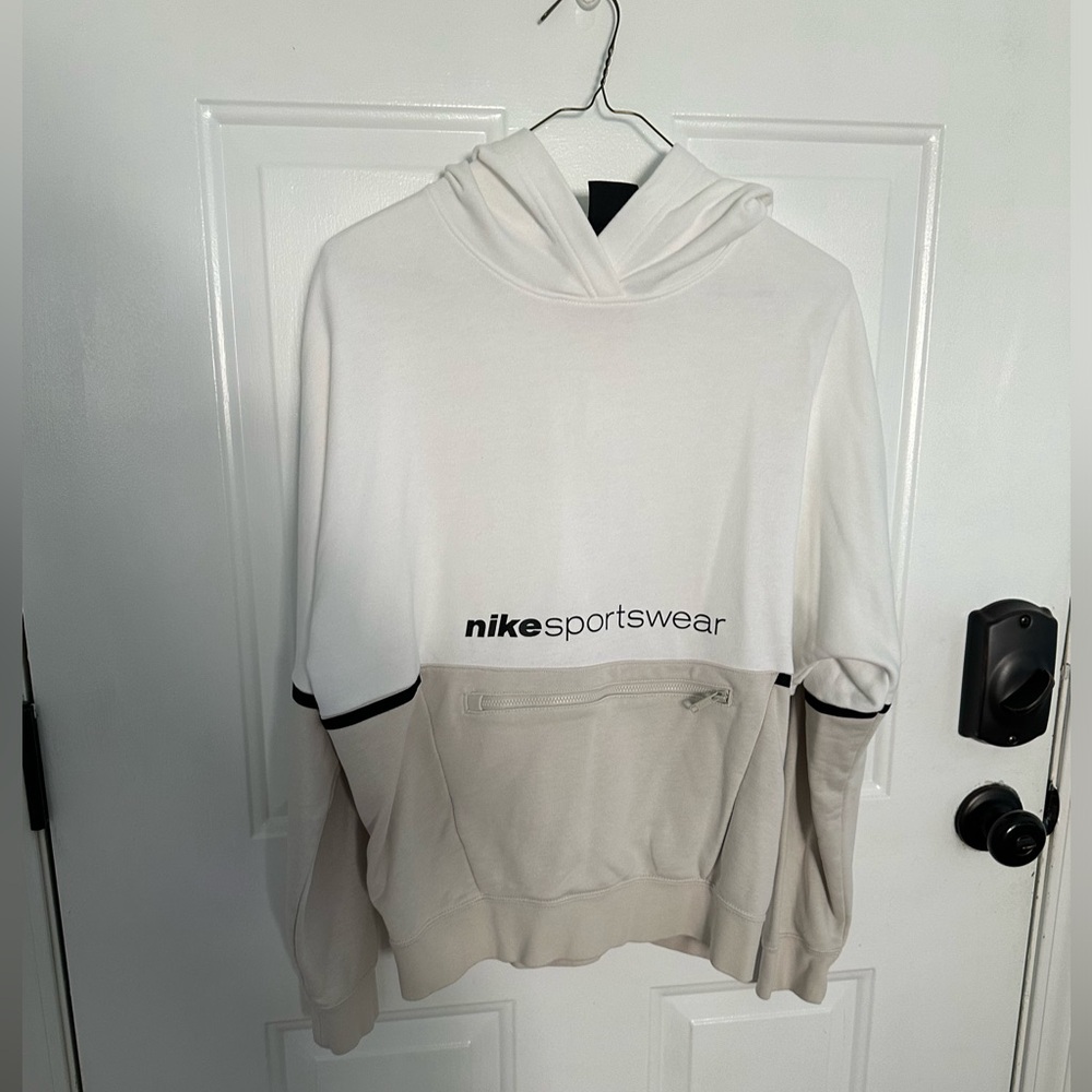 Nike sweatshirt
